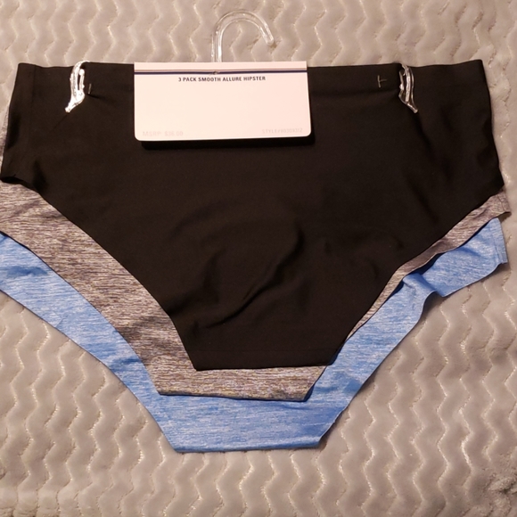 Izod 3 pack hipster panties - Picture 2 of 3